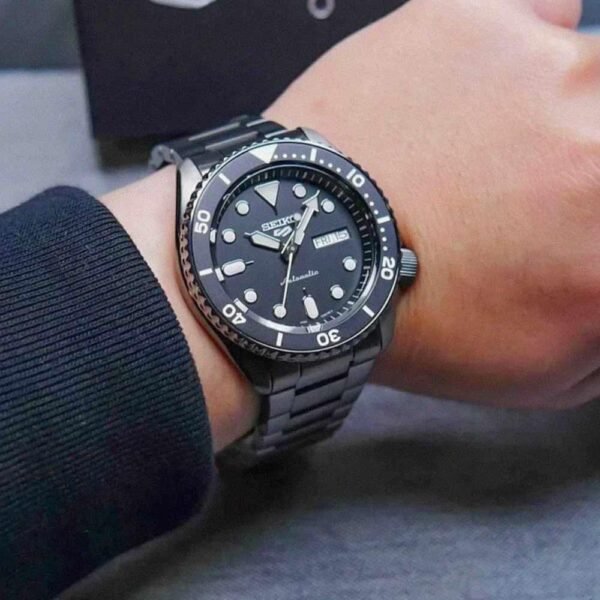 SEIKO 5 SPORT SRPD65K1 ruka | HETA 1892 Sarajevo