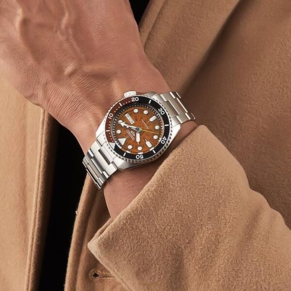 SEIKO 5 SPORT SRPJ47K1 ruka | HETA 1892 Sarajevo