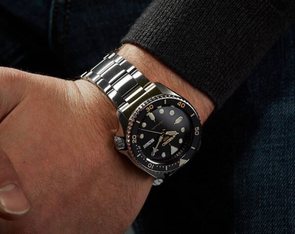 SEIKO 5 SPORT SRPD57K1 ruka | HETA 1892 Sarajevo