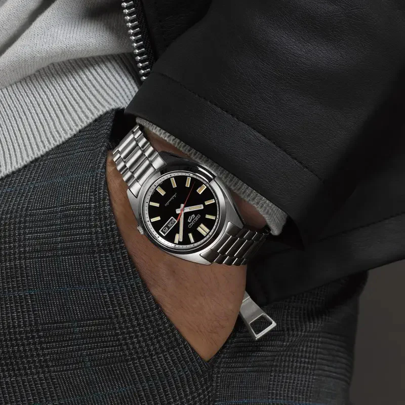 SEIKO 5 SPORT SRPK89K1 ruka | HETA 1892 satovi i nakit Sarajevo