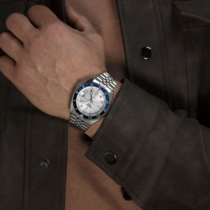 SEIKO 5 SPORT GMT SSK033K1 ruka | HETA 1892 satovi i nakit Sarajevo