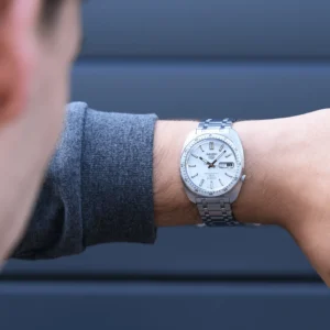 SEIKO 5 SPORT LIMITED EDITION SRPL91K1 ruka | HETA 1892 satovi i nakit Sarajevo