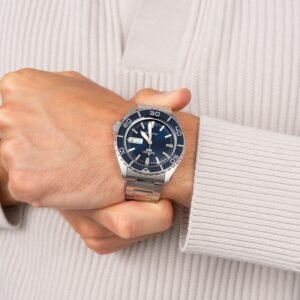 SEIKO 5 SPORT SAT SRPK97K1 ruka | HETA 1892 satovi i nakit Sarajevo