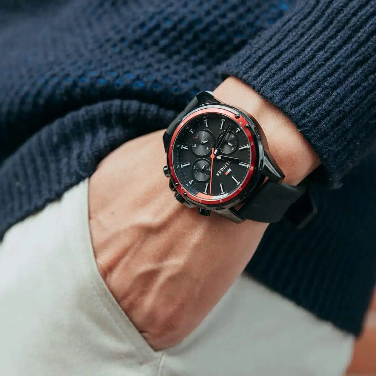 TOMMY HILFIGER MUŠKI SAT 1791793 ruka | HETA 1892 satovi i nakit Sarajevo