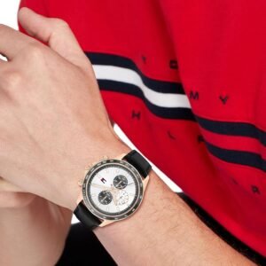 TOMMY HILFIGER MUŠKI SAT 1792016 ruka | HETA 1892 satovi i nakit Sarajevo