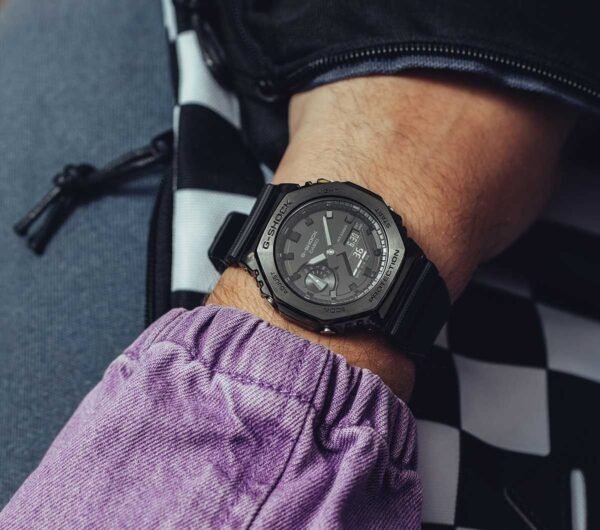 CASIO G-SHOCK GM-2100BB-1AER MUŠKI SAT ruka | HETA 1892 satovi i nakit Sarajevo