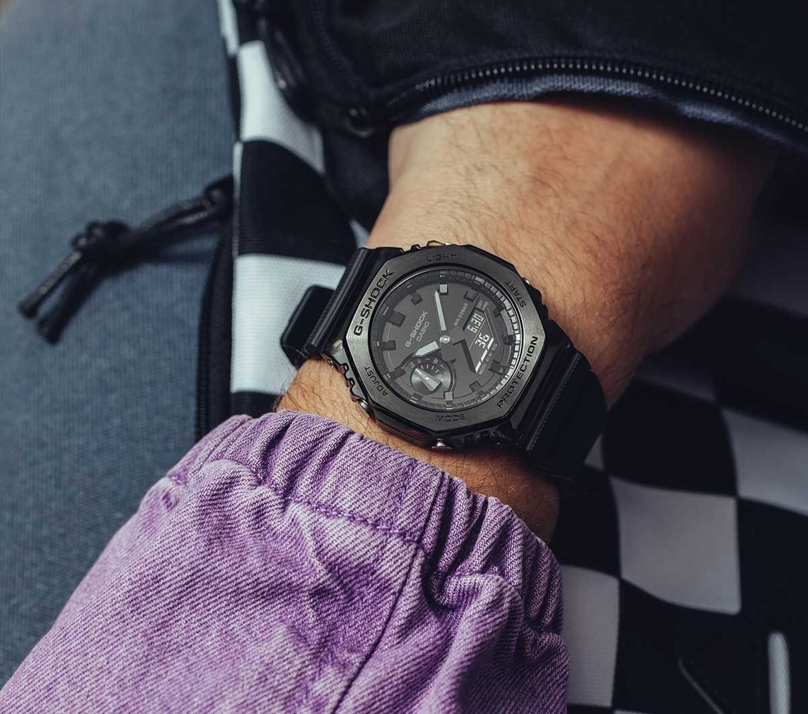 CASIO G-SHOCK GM-2100BB-1AER MUŠKI SAT ruka | HETA 1892 satovi i nakit Sarajevo