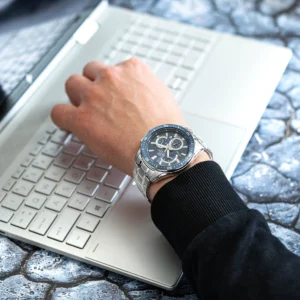 CASIO EDIFICE EFR-552D-2AVUEF MUŠKI SAT ruka | HETA 1892 satovi i nakit Sarajevo