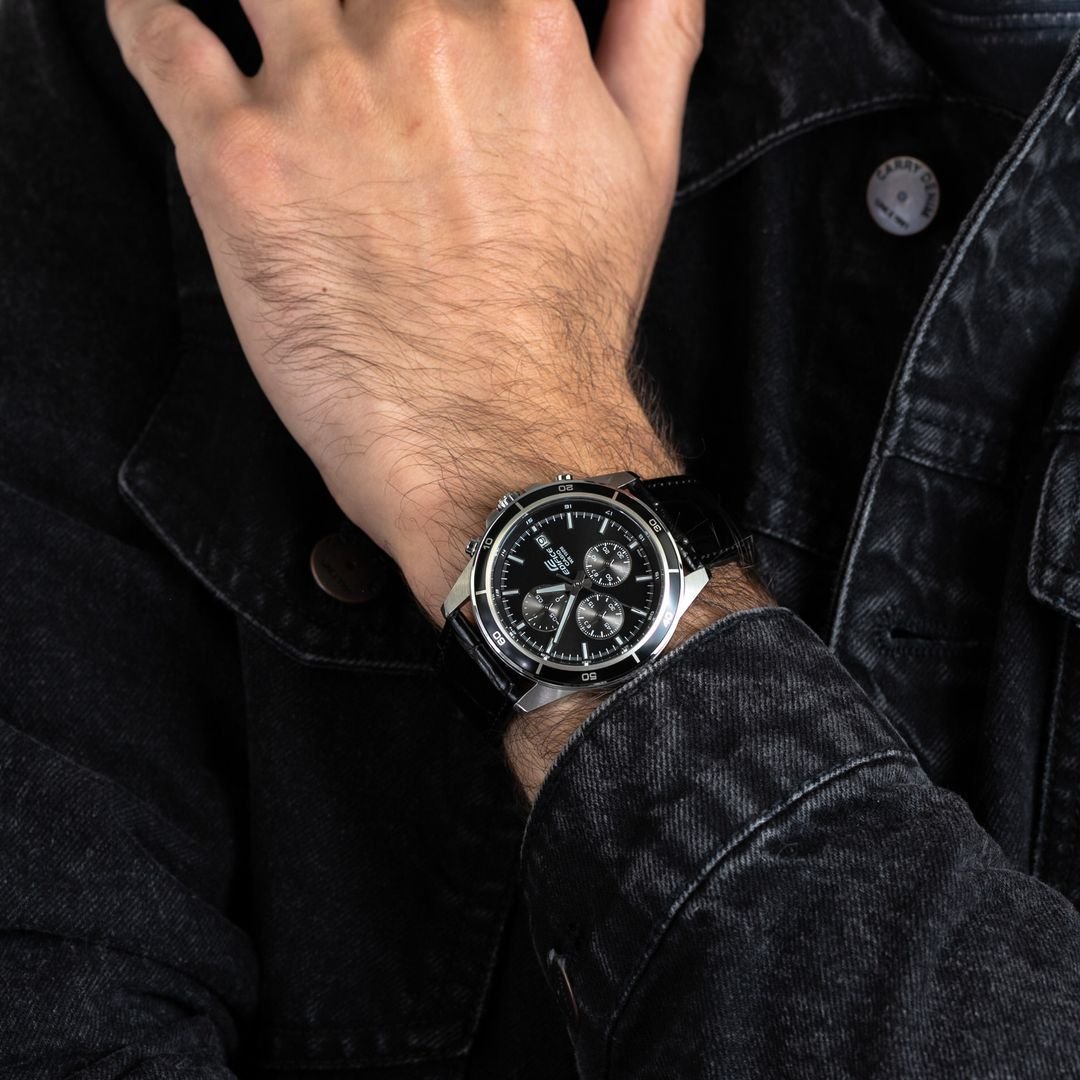 CASIO EDIFICE EFR-526L-1AVUEF MUŠKI SAT – na ruci