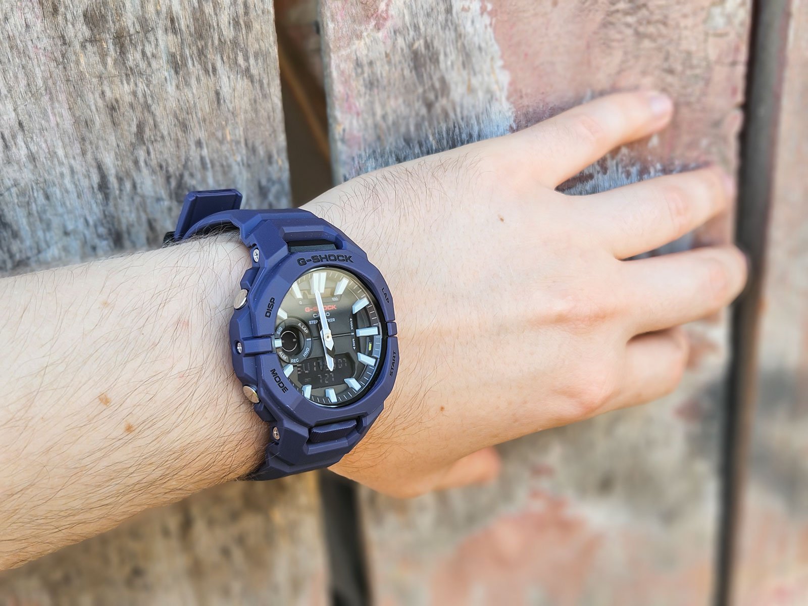 CASIO G-SHOCK GBA-950-2AER MUŠKI SAT – na ruci