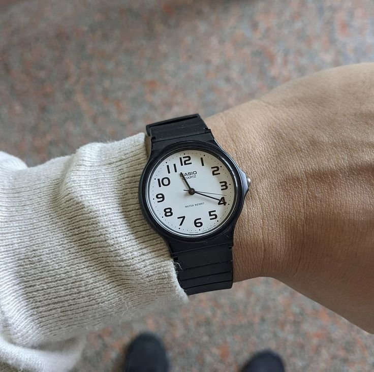 CASIO MQ-24-7B2LEG SAT ruka | HETA 1892 satovi i nakit Sarajevo