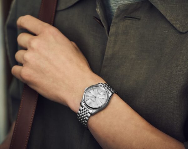 SEIKO PRESAGE CLASSIC SERIES IN SHIRONERI WHITE HCC001J1 ruka | HETA 1892 satovi i nakit Sarajevo