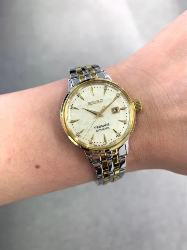 SEIKO PRESAGE White Lady Diamond Twist COCKTAIL TIME SRE010J1 ruka | HETA 1892 satovi i nakit Sarajevo